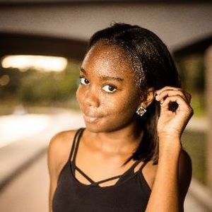 Meet your Posher, Cari